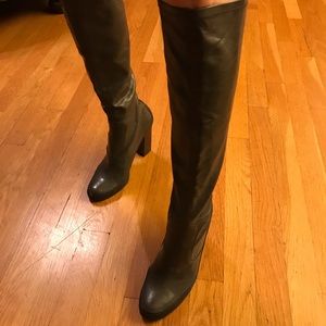 Donald J Pliner charcoal boots